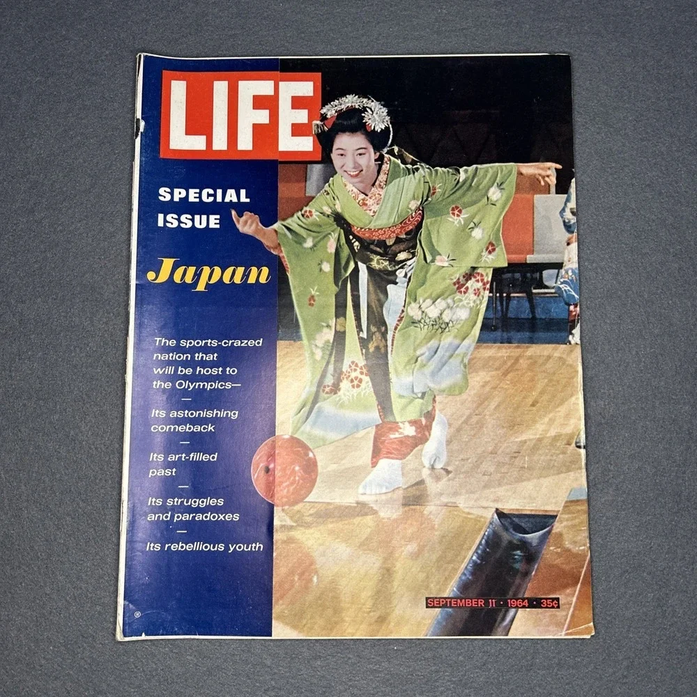 Vintage LIFE Magazine Lot 1963-64 Ads Ephemera Fashion‎ History for Journals